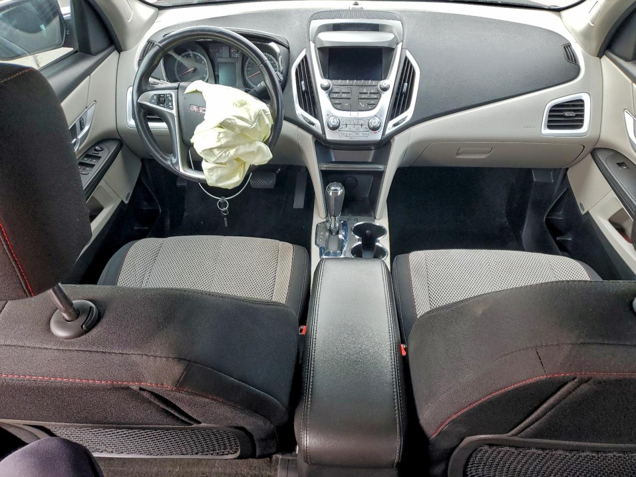 2017 GMC TERRAIN SLE photo 8