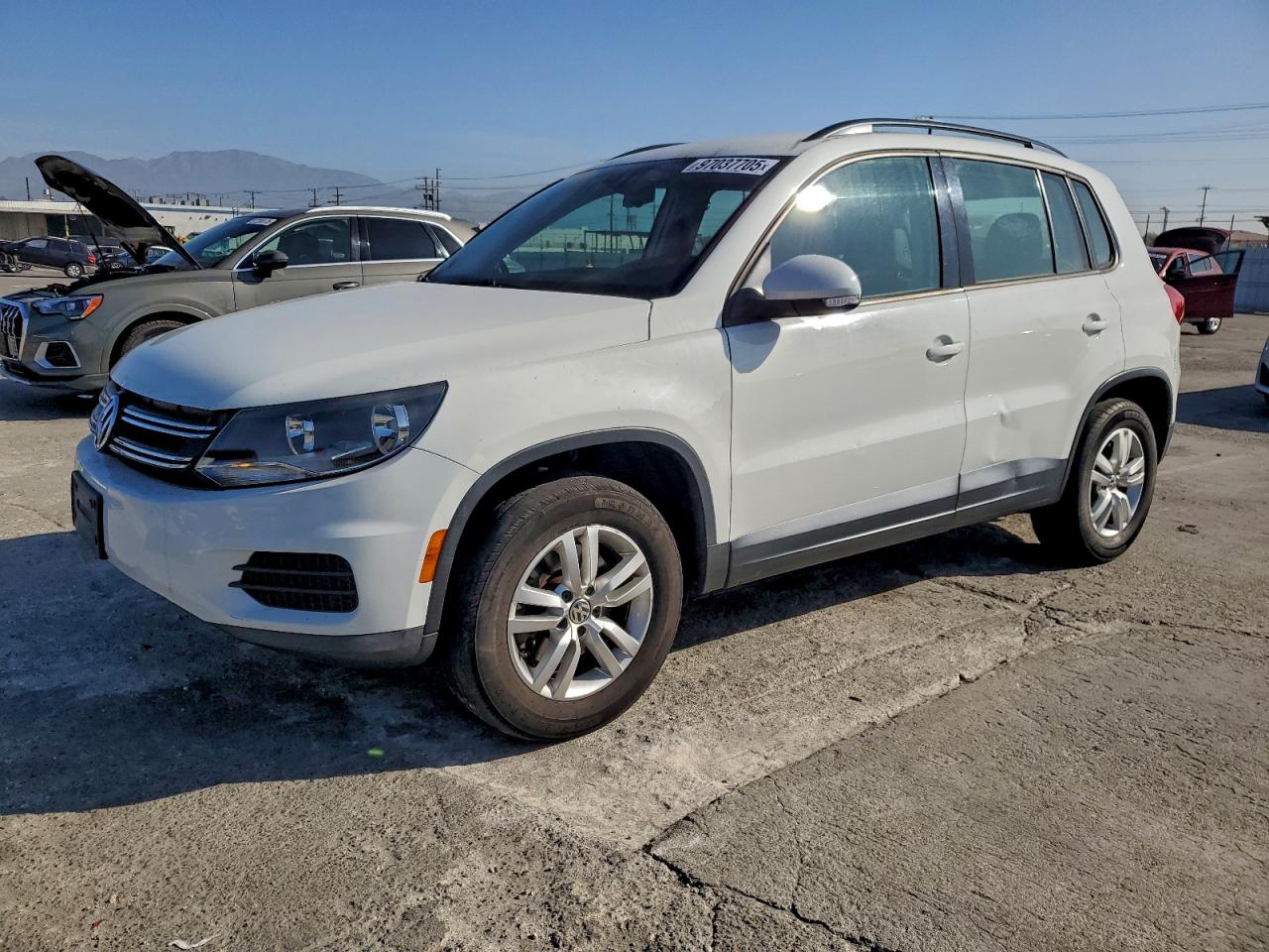 2016 VOLKSWAGEN TIGUAN