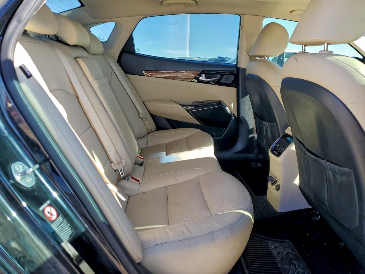 2017 KIA CADENZA PREMIUM photo 10