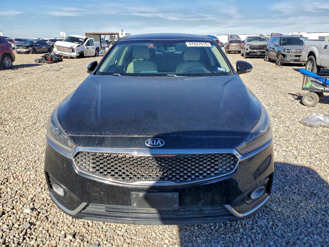 2017 KIA CADENZA PREMIUM photo 5