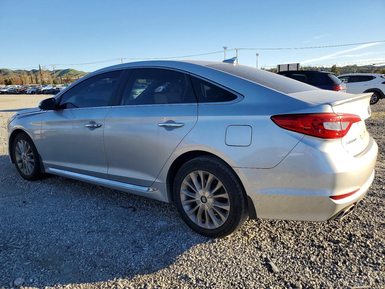 2015 HYUNDAI SONATA SPORT photo 3
