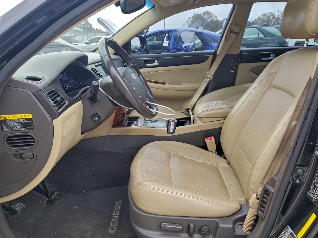 2013 HYUNDAI GENESIS 3.8L photo 7