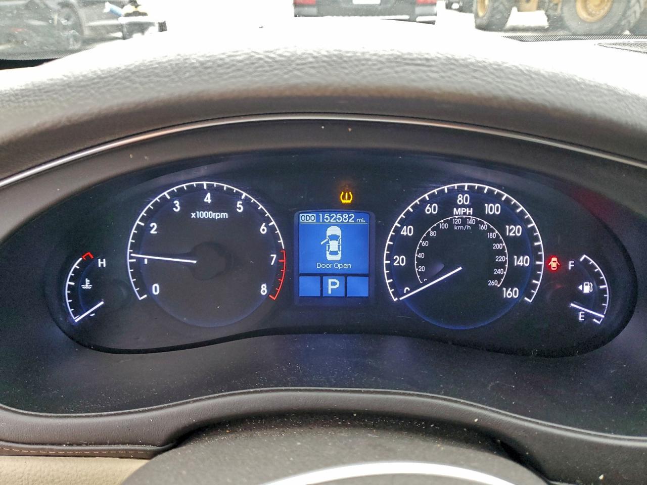 2013 HYUNDAI GENESIS 3.8L photo 9