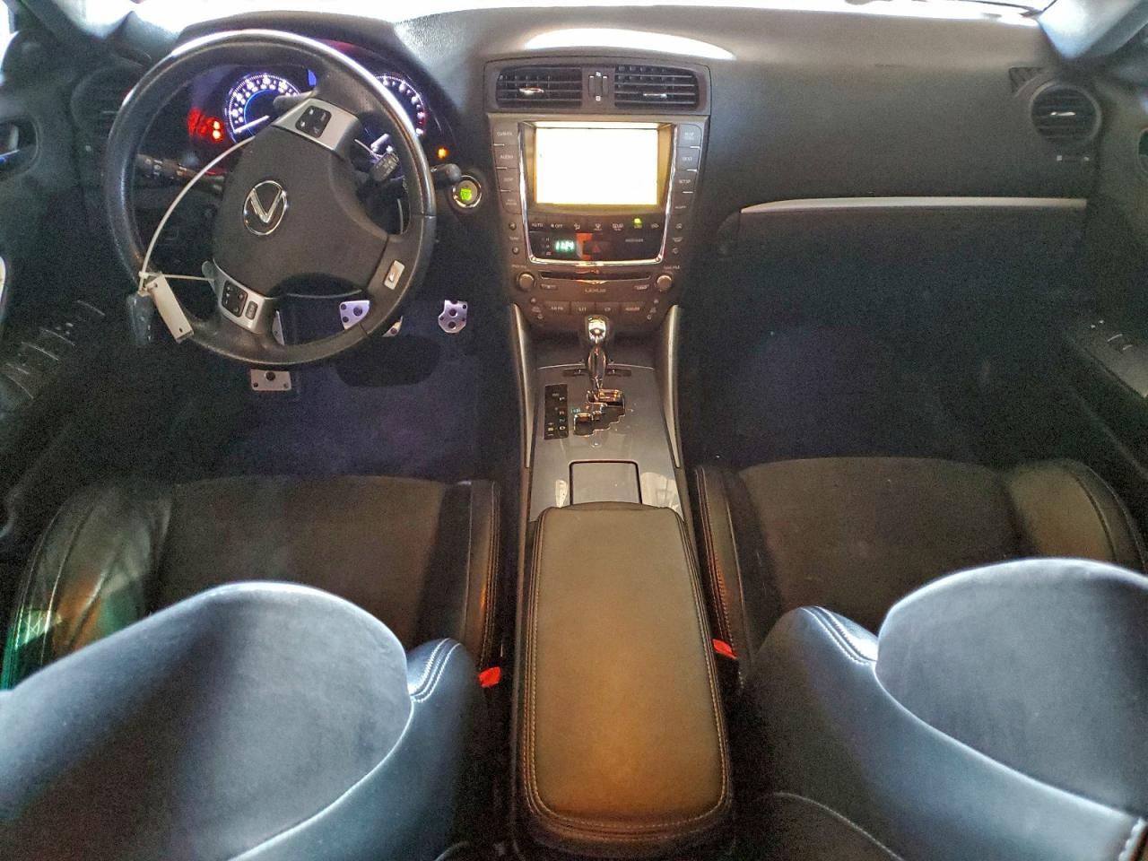 2011 LEXUS IS 250 photo 8