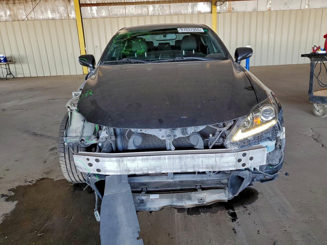 2011 LEXUS IS 250 photo 5
