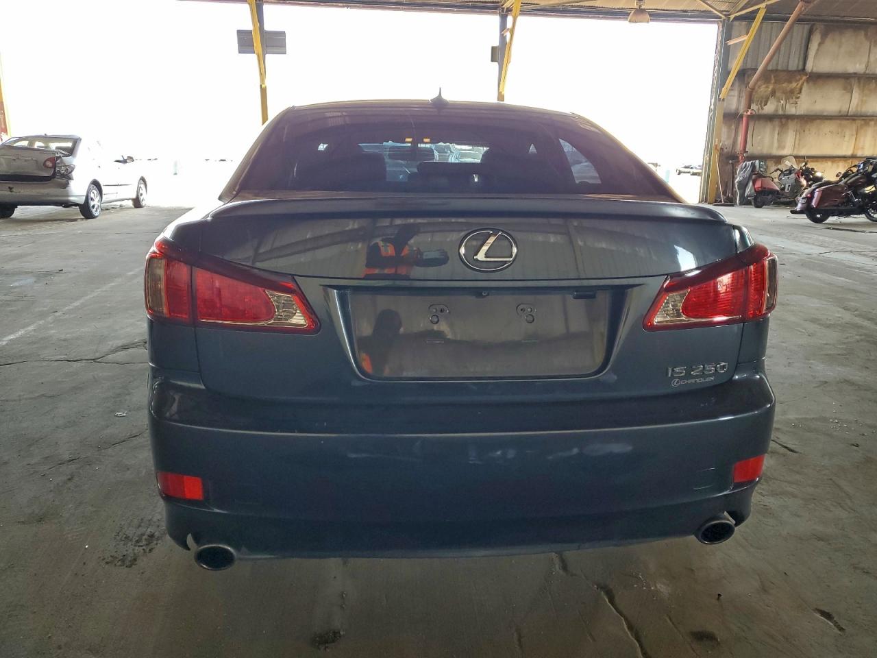 2011 LEXUS IS 250 photo 6