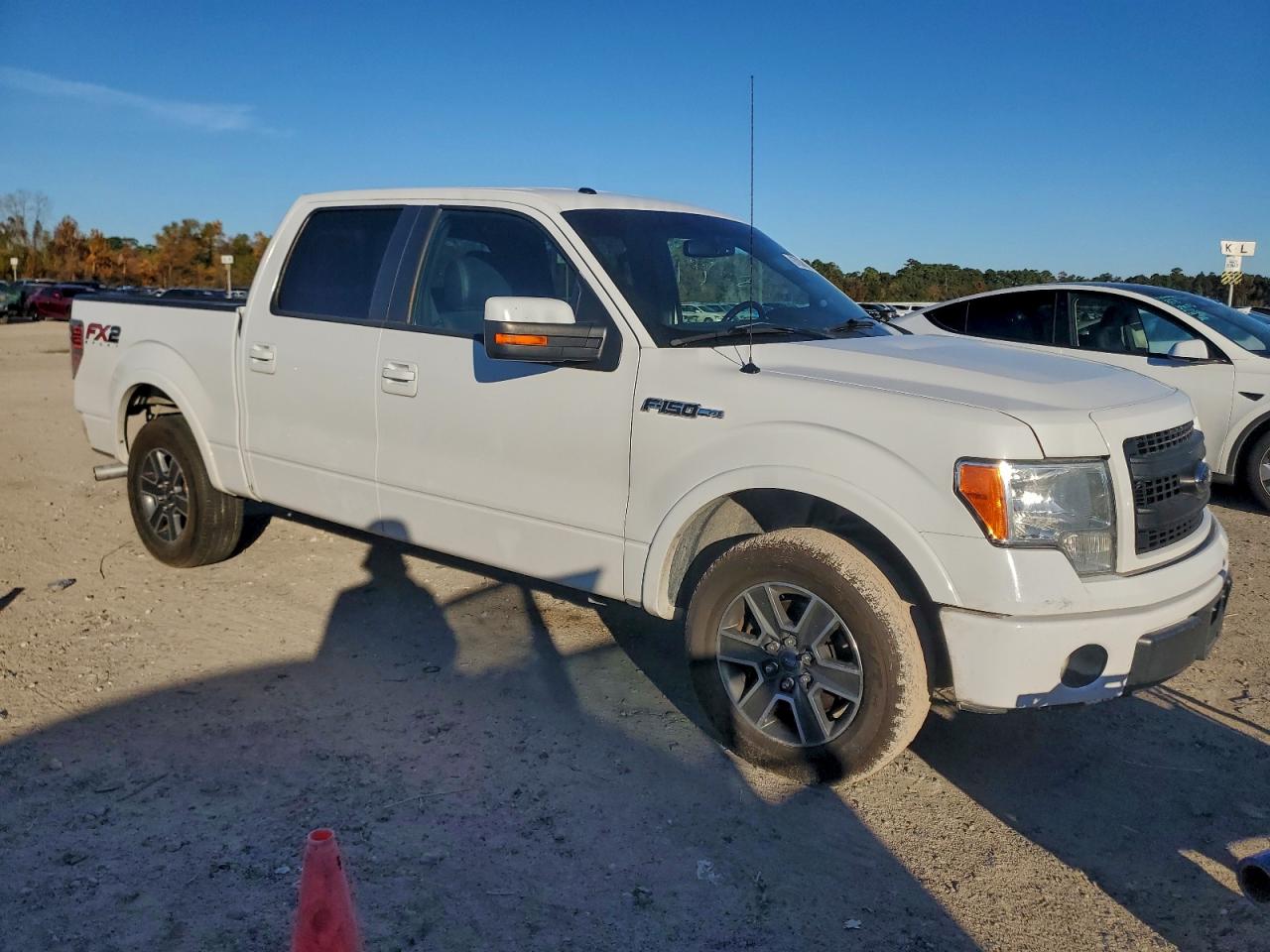 2013 FORD F150 SUPERCREW photo 4