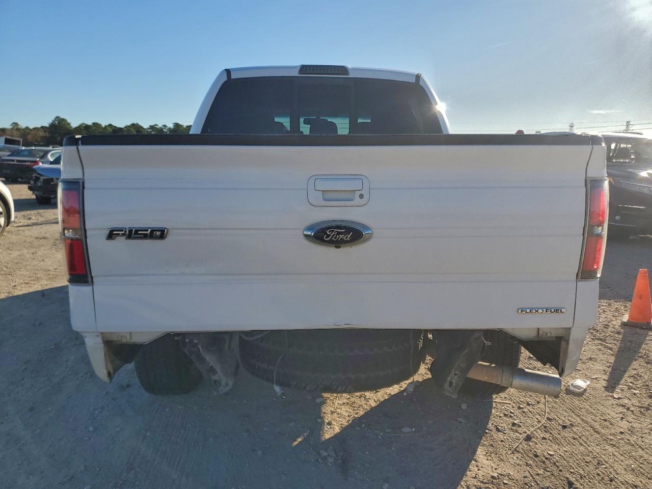 2013 FORD F150 SUPERCREW photo 6