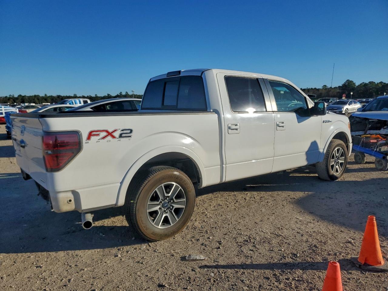2013 FORD F150 SUPERCREW photo 3