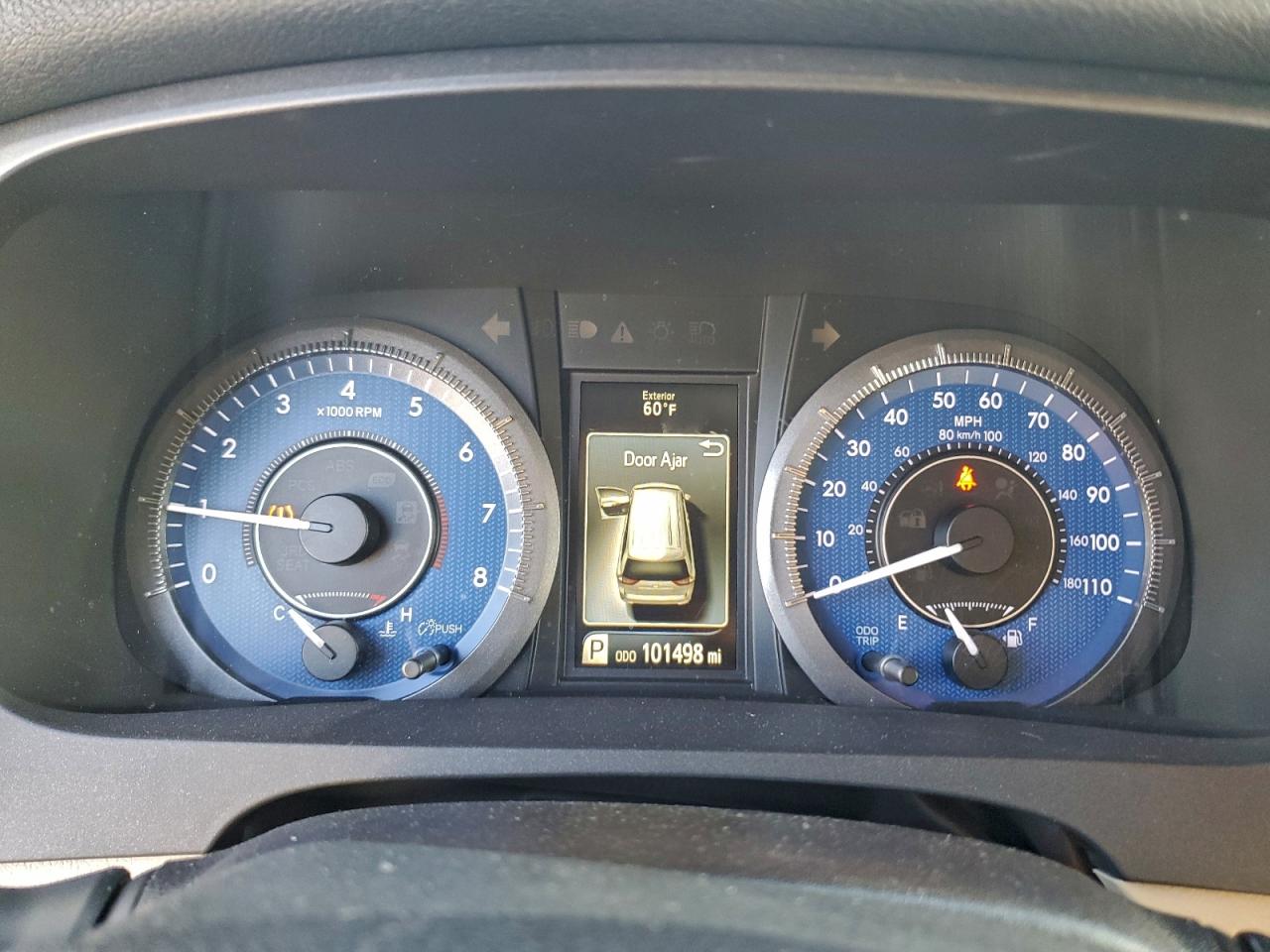 2016 TOYOTA SIENNA XLE photo 9