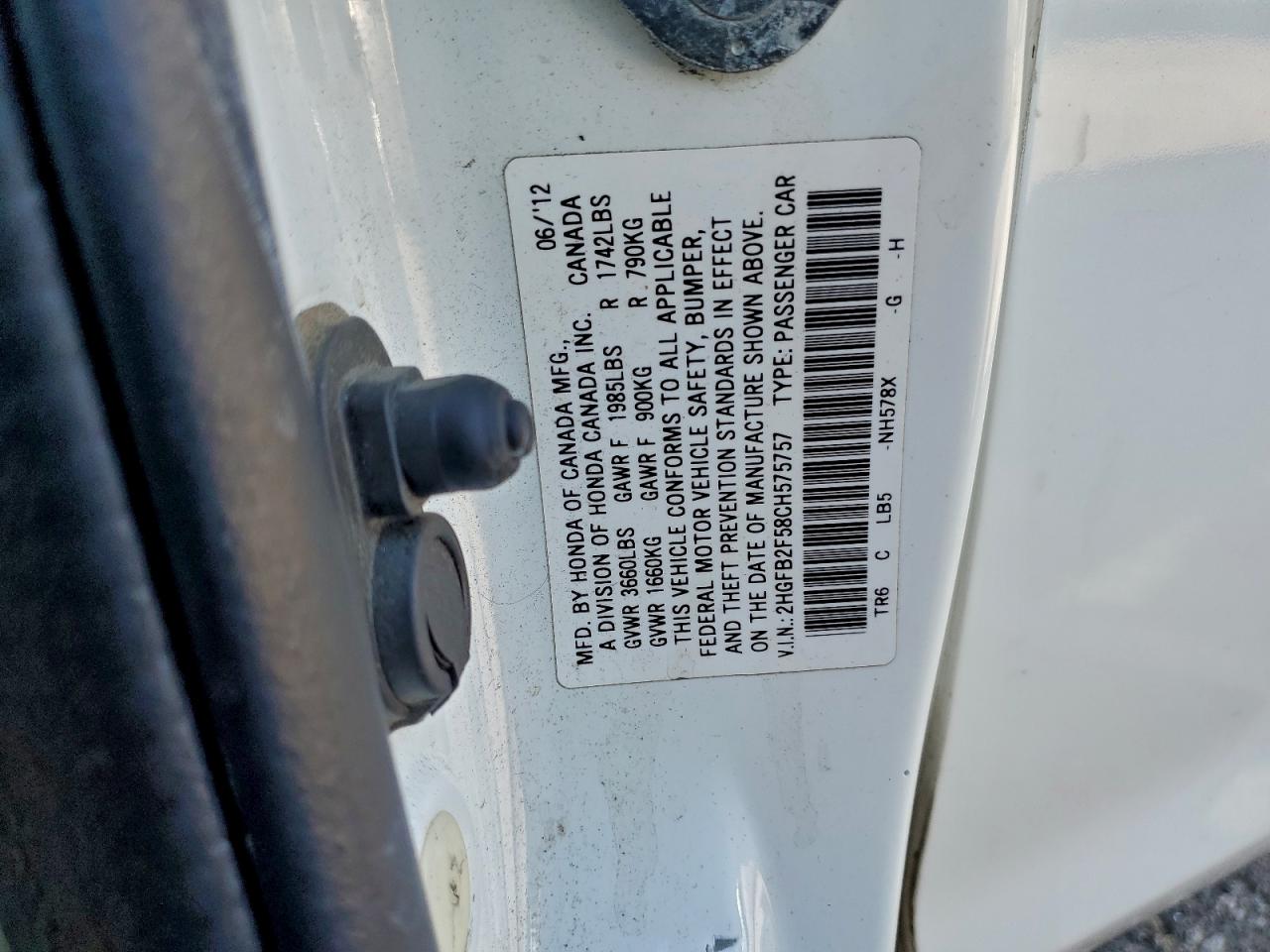 2012 HONDA CIVIC LX photo 23