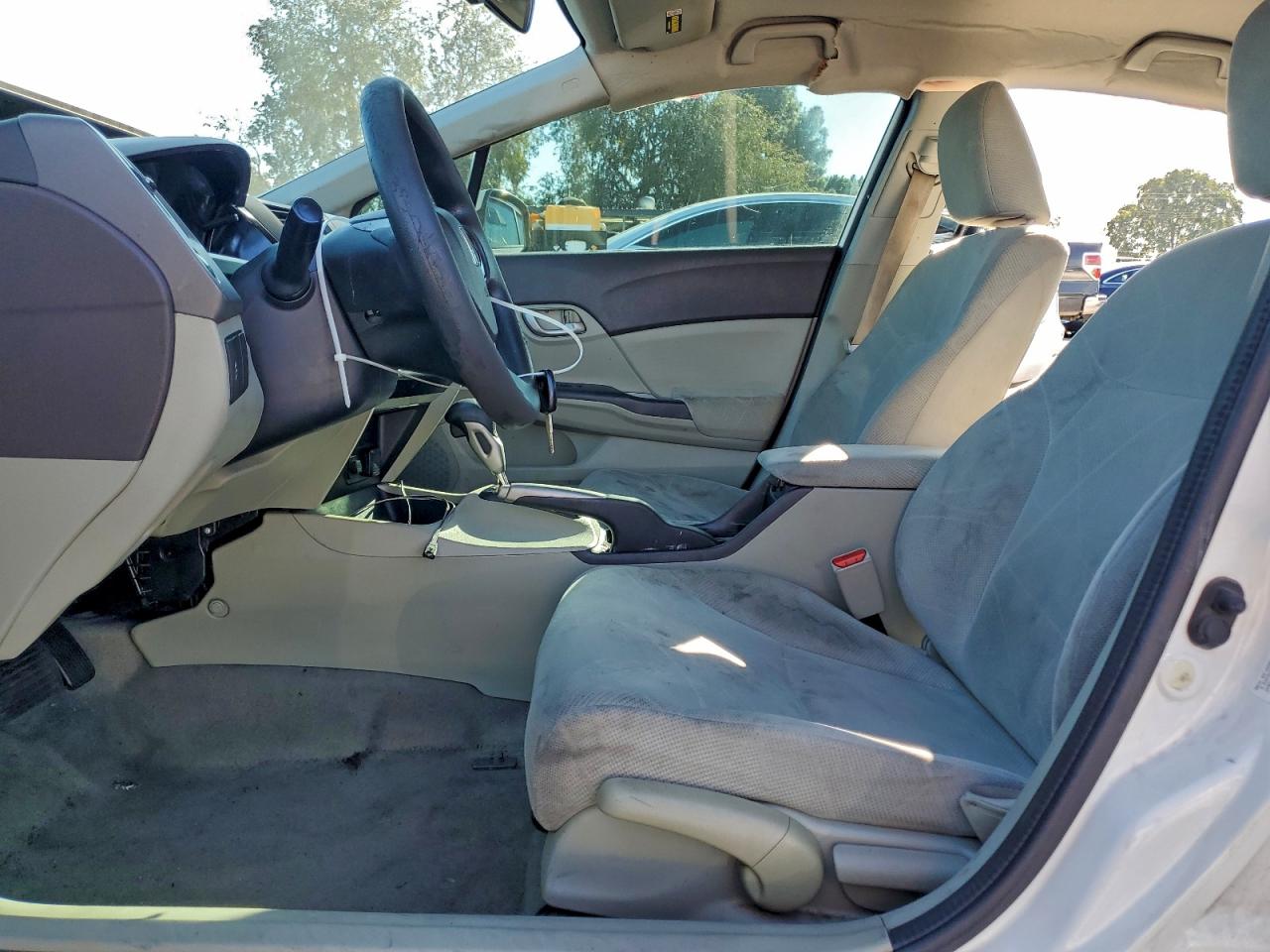 2012 HONDA CIVIC LX photo 13