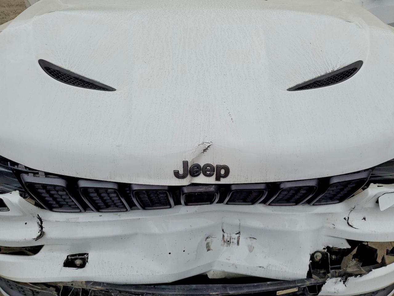 2019 JEEP GRAND CHEROKEE LIMITED photo 23