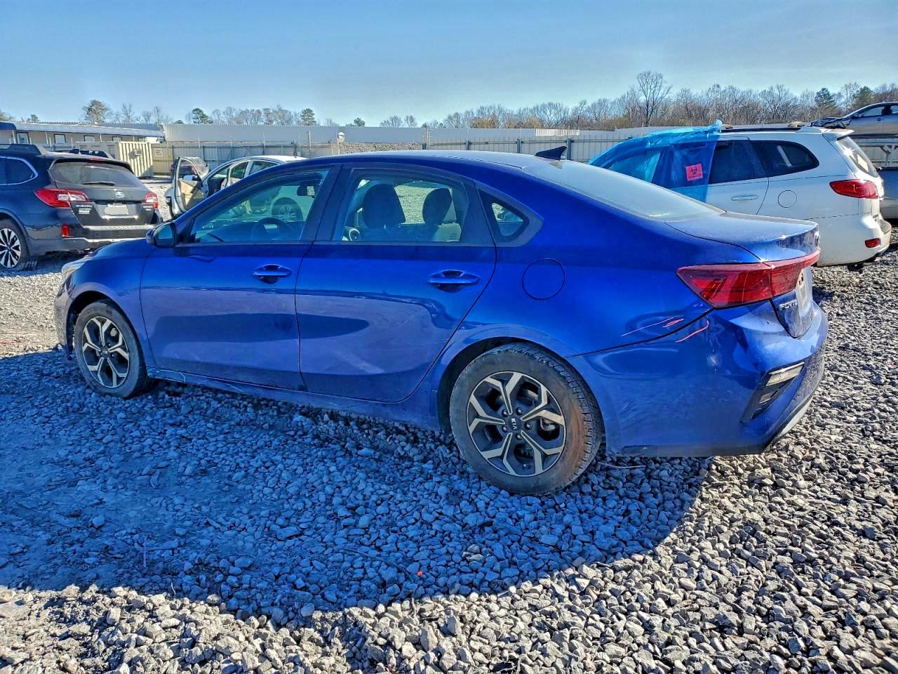 2019 KIA FORTE FE photo 2