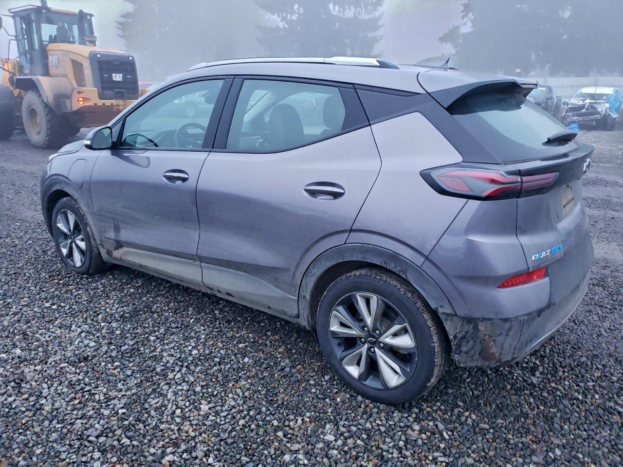 2023 CHEVROLET BOLT EUV LT photo 2