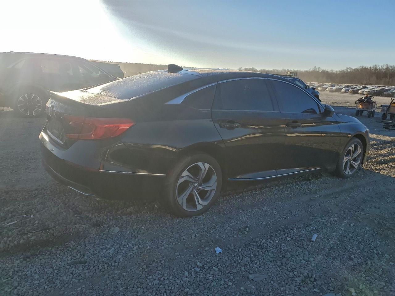 2018 HONDA ACCORD EX photo 7