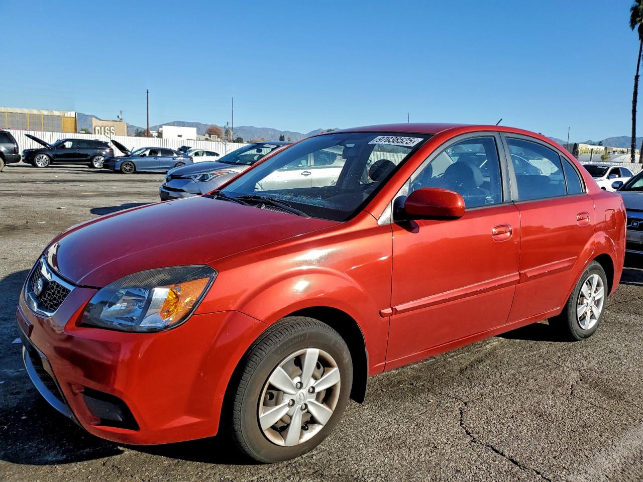 2011 KIA RIO BASE — MINOR DENT/SCRATCHES damage — photo 1