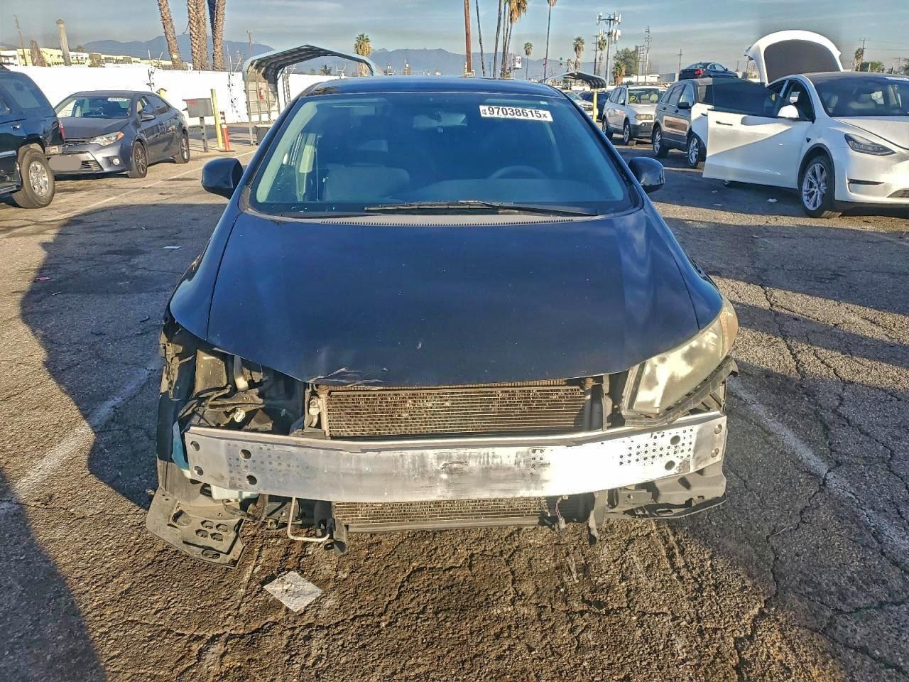 2013 HONDA CIVIC LX photo 5