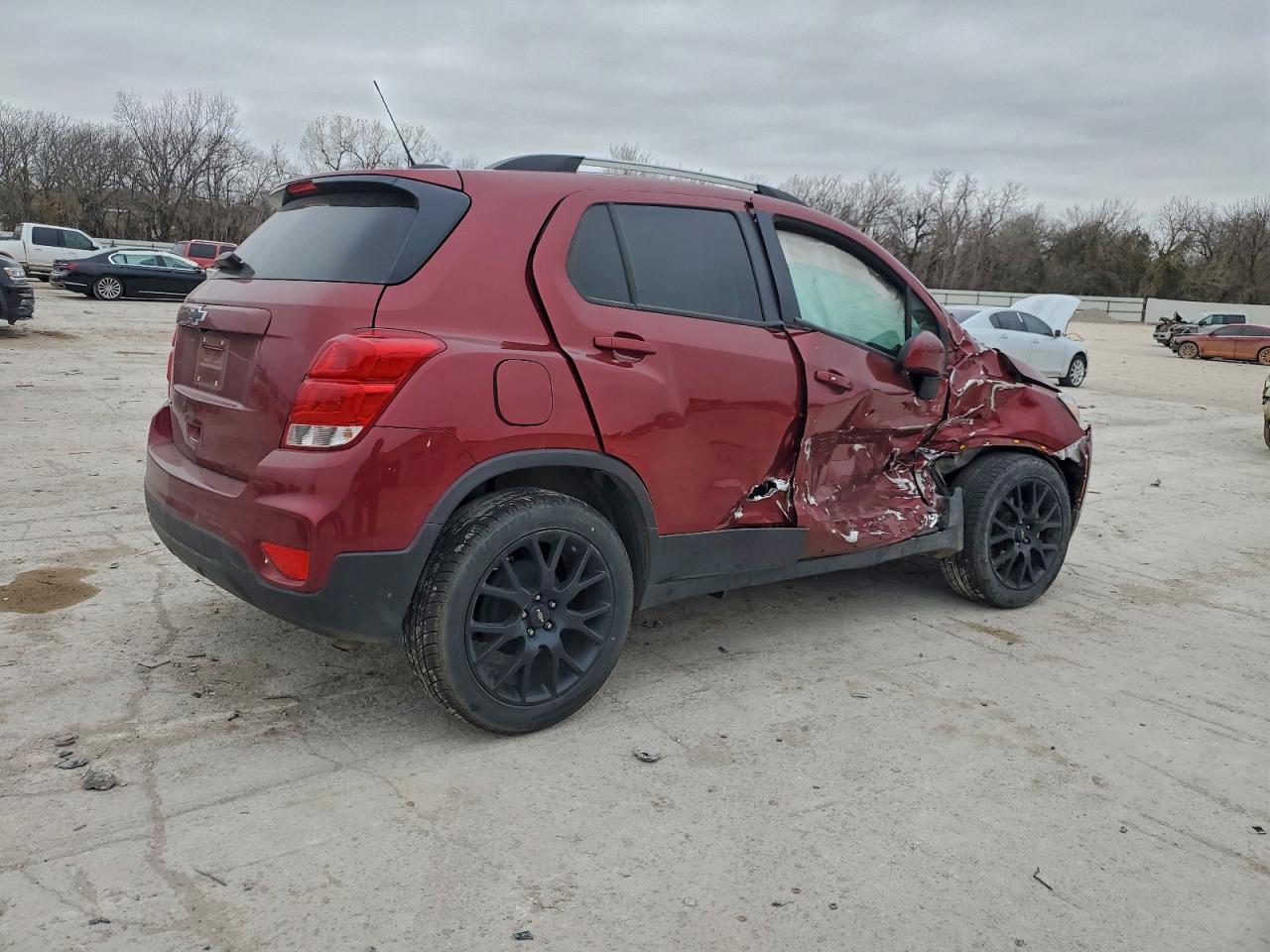 2021 CHEVROLET TRAX 1LT photo 3