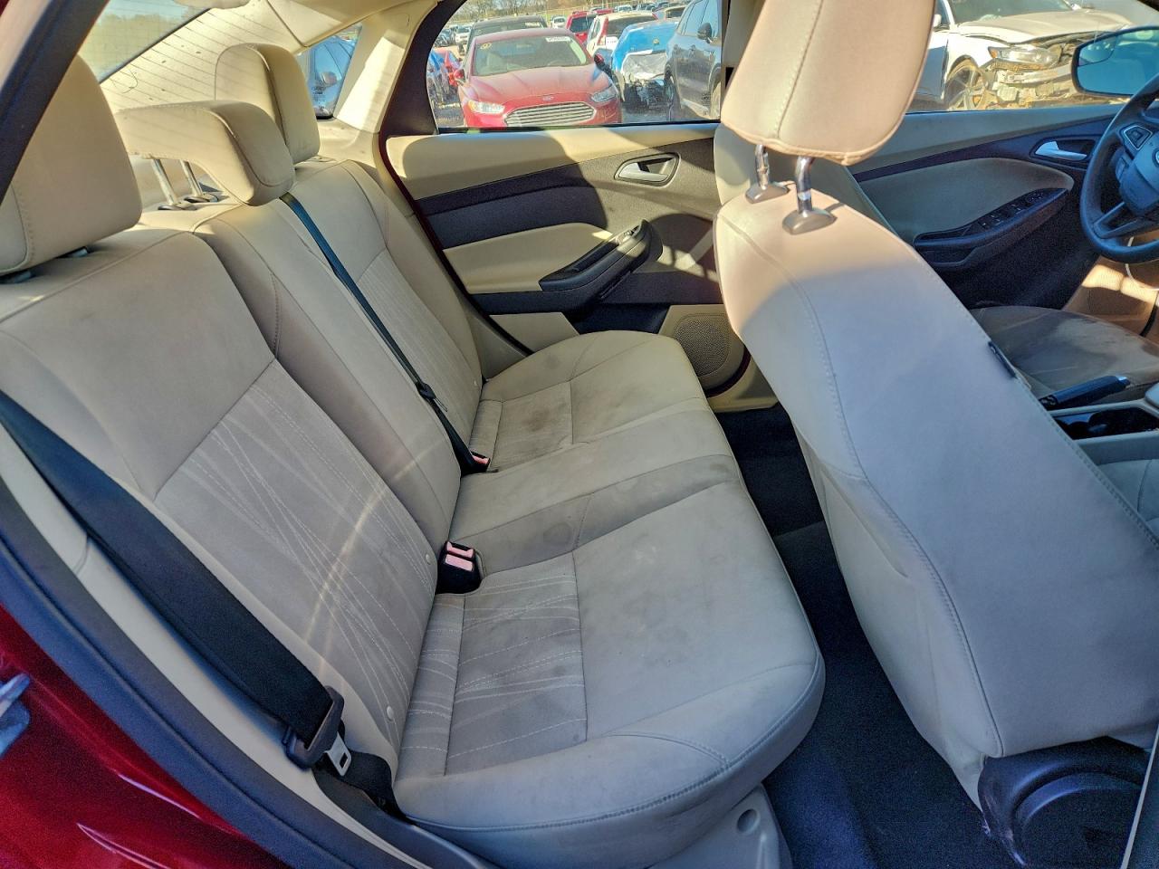 2015 FORD FOCUS SE photo 10