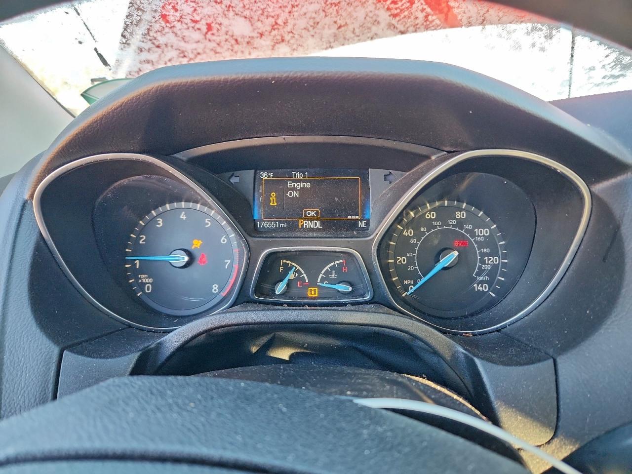 2015 FORD FOCUS SE photo 9