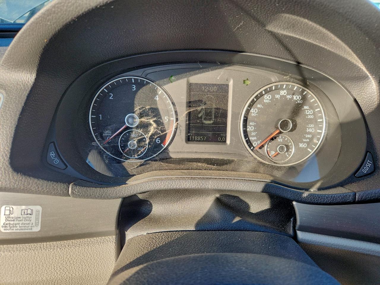 2014 VOLKSWAGEN PASSAT SE photo 9