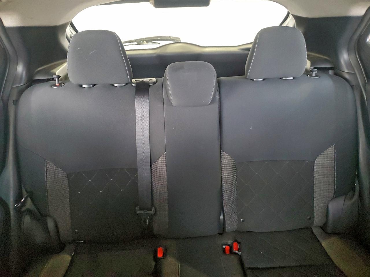 2019 NISSAN KICKS S photo 28