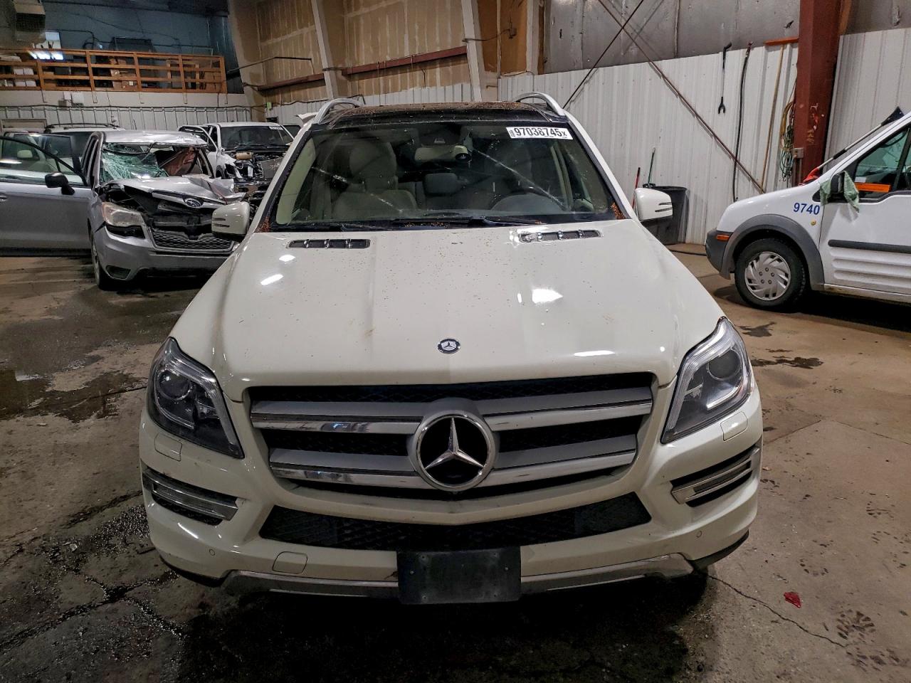 2013 MERCEDES-BENZ GL 450 4MATIC photo 13