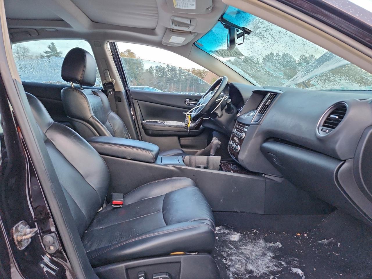 2010 NISSAN MAXIMA S photo 7