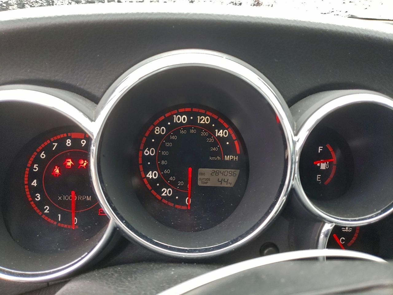 2006 TOYOTA COROLLA MATRIX XRS photo 9