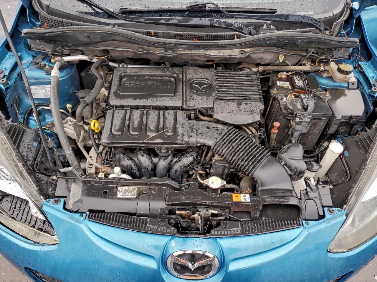 2012 MAZDA MAZDA2 photo 11
