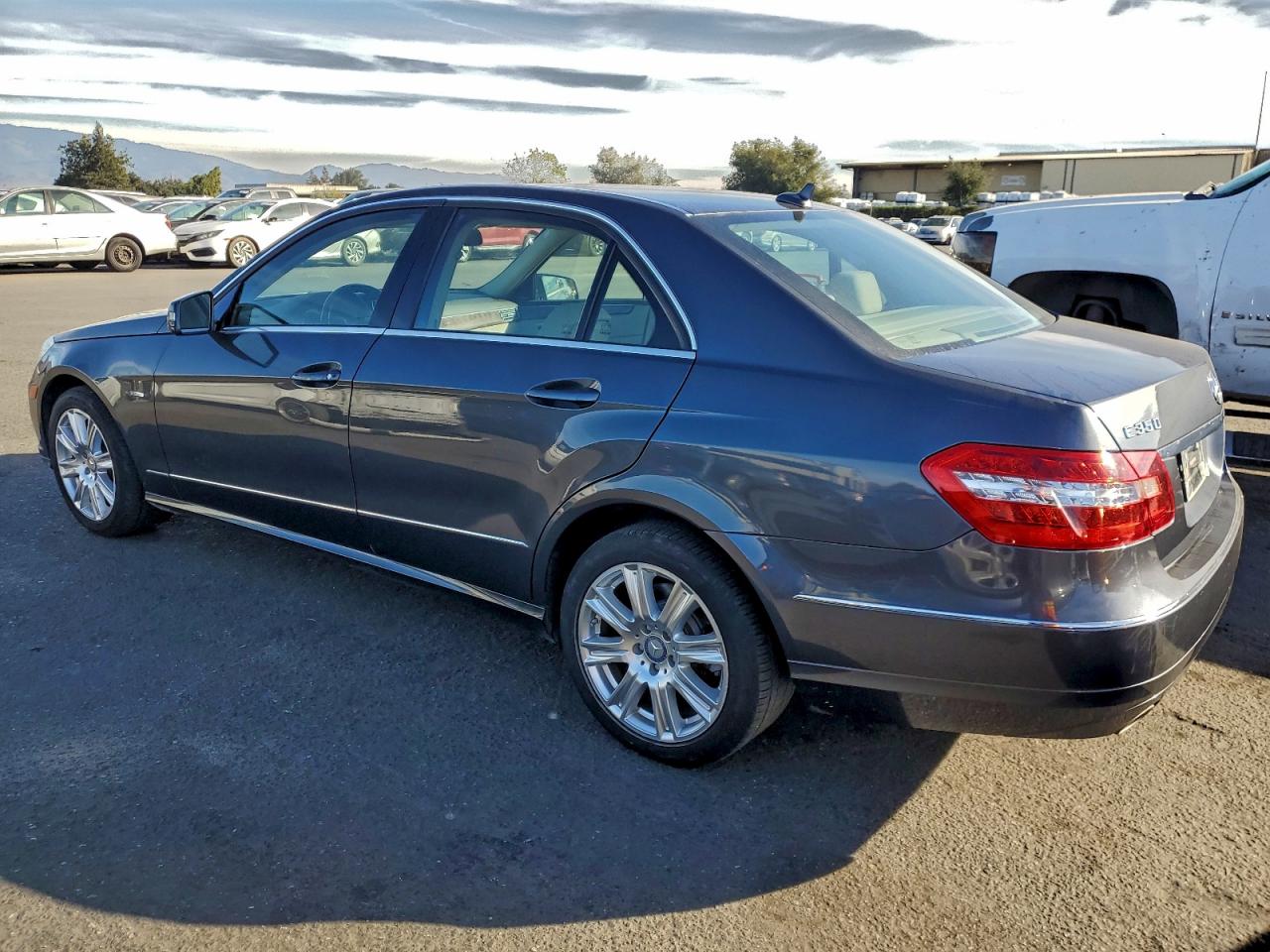 2012 MERCEDES-BENZ E 350 photo 3