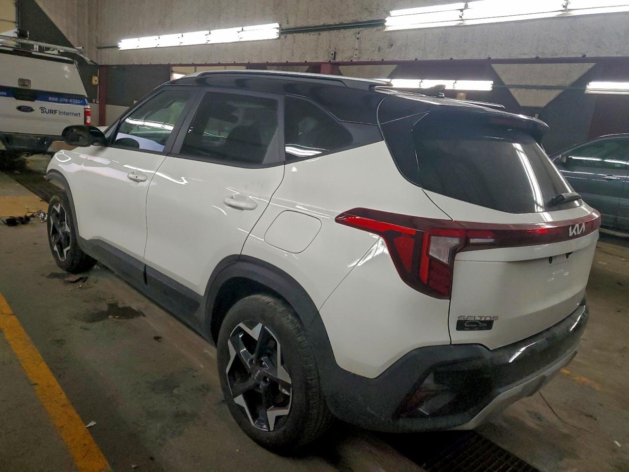 2025 KIA SELTOS S photo 3