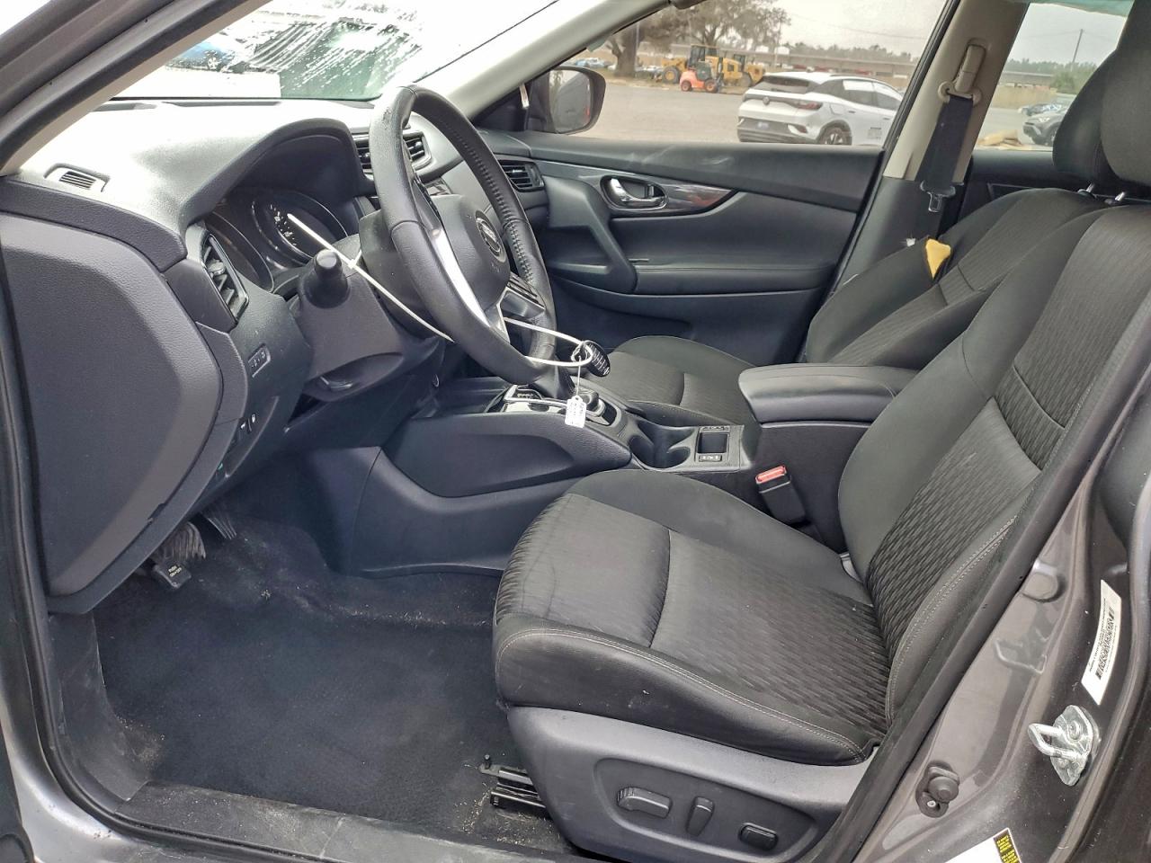 2019 NISSAN ROGUE S photo 13