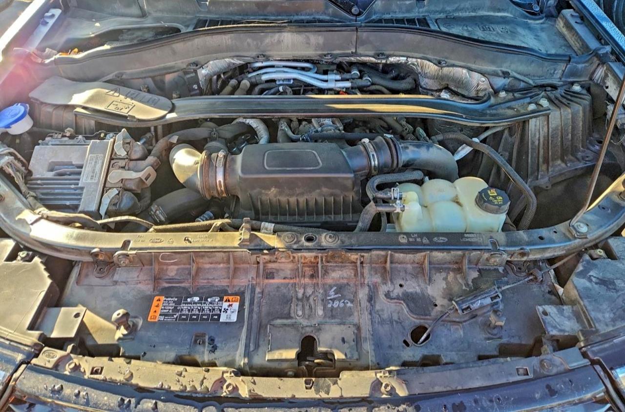 2020 FORD EXPLORER ST photo 23