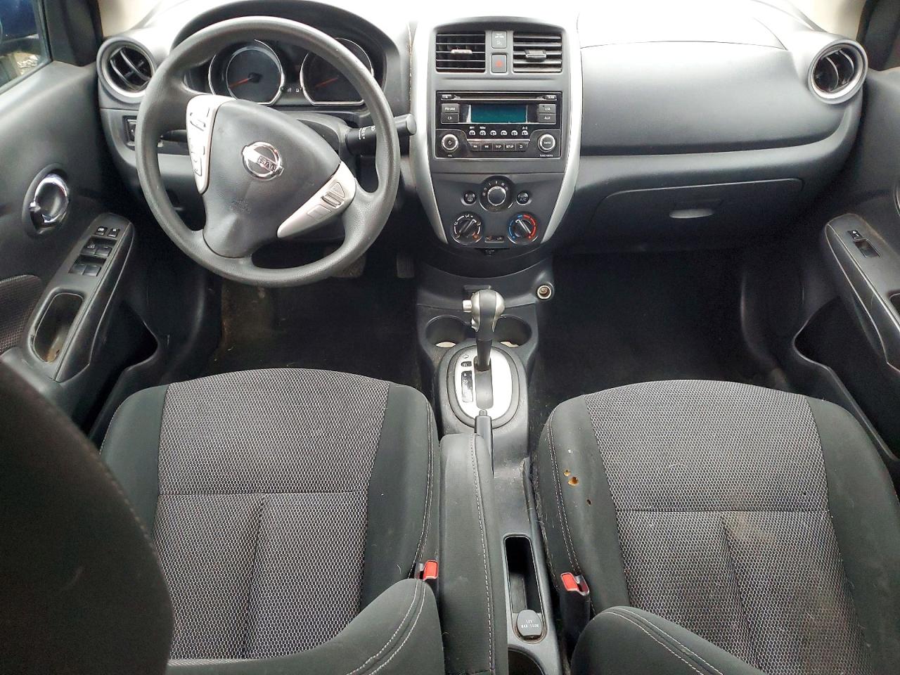 2018 NISSAN VERSA S photo 15