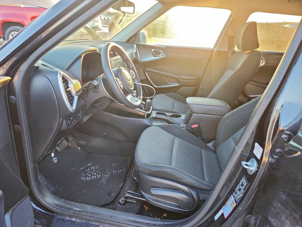 2020 KIA SOUL LX photo 7