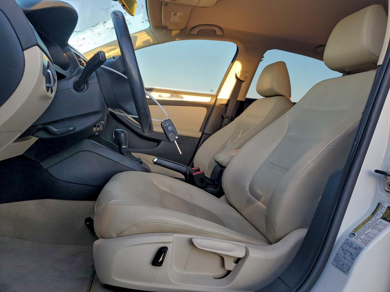 2013 VOLKSWAGEN JETTA SE photo 7