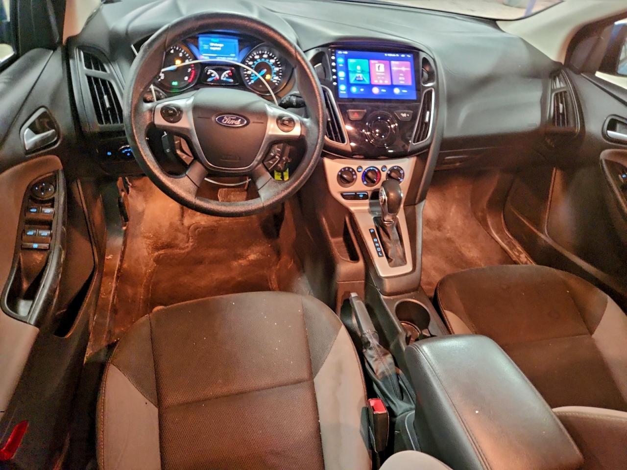 2013 FORD FOCUS SE photo 8