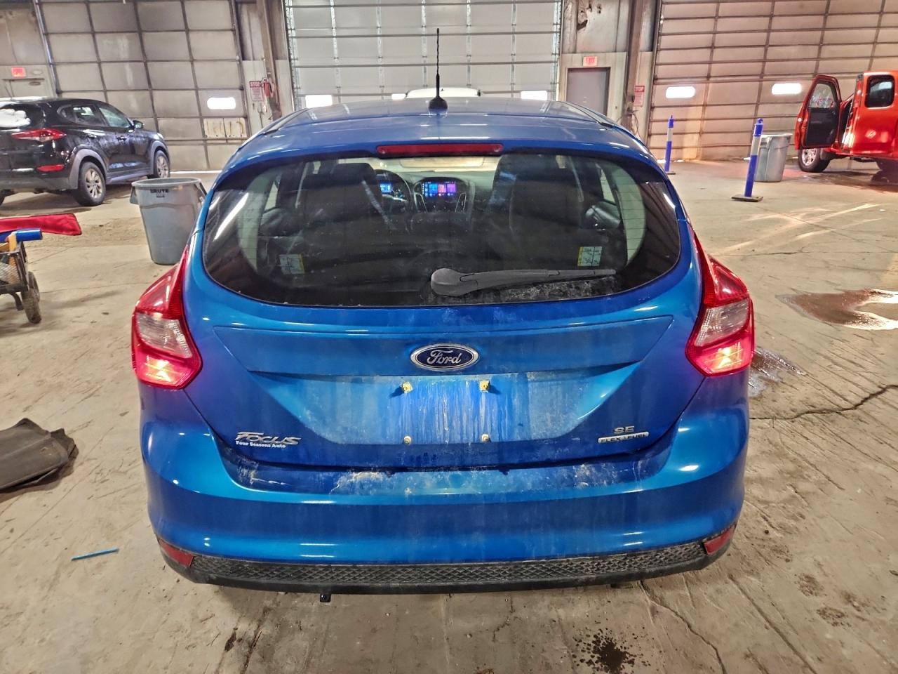 2013 FORD FOCUS SE photo 6