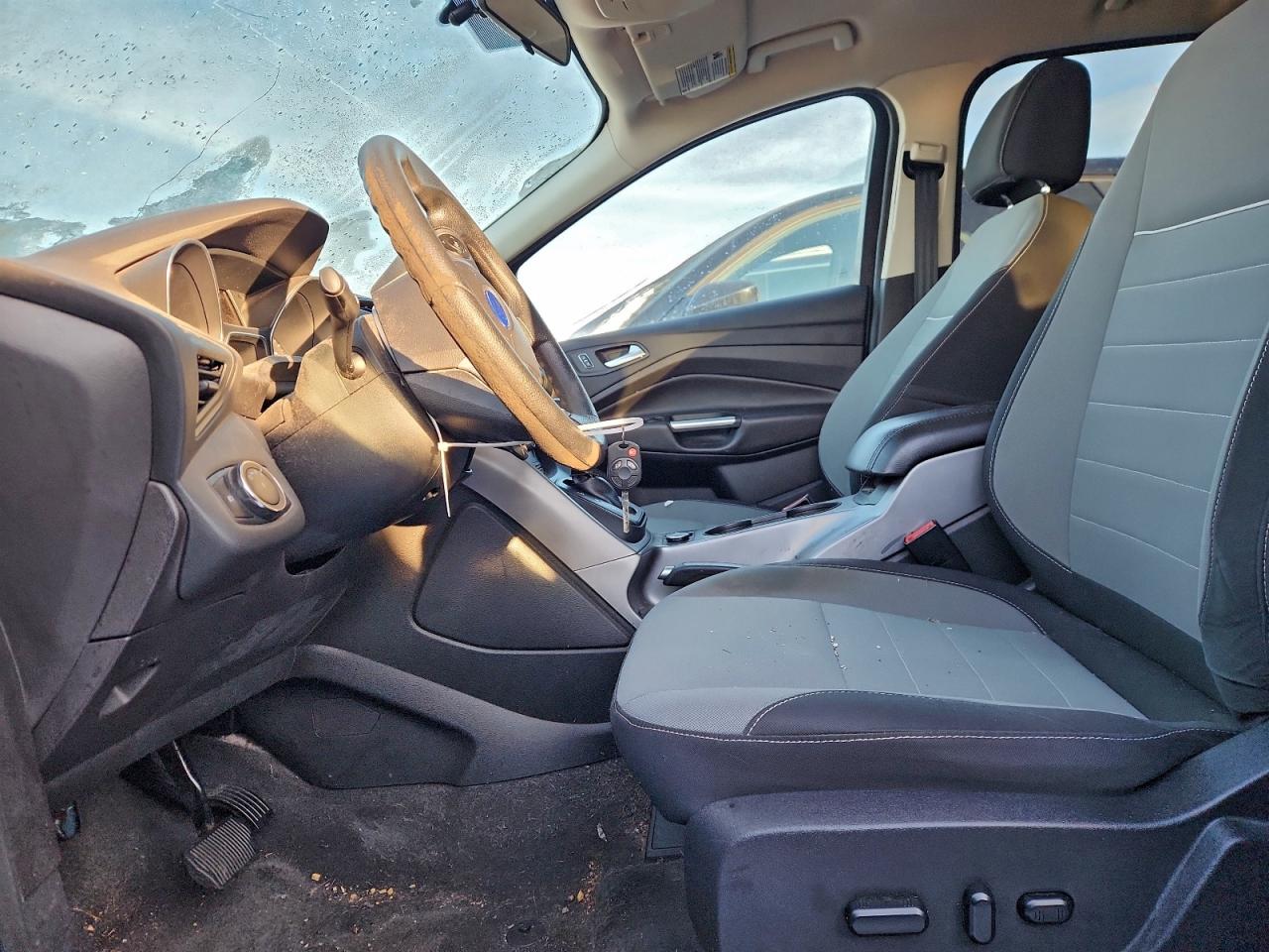 2014 FORD ESCAPE SE photo 13