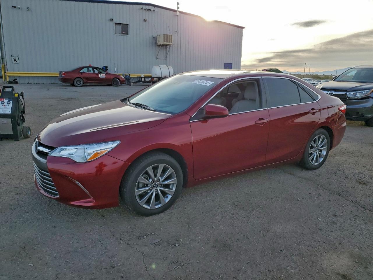 2017 TOYOTA CAMRY