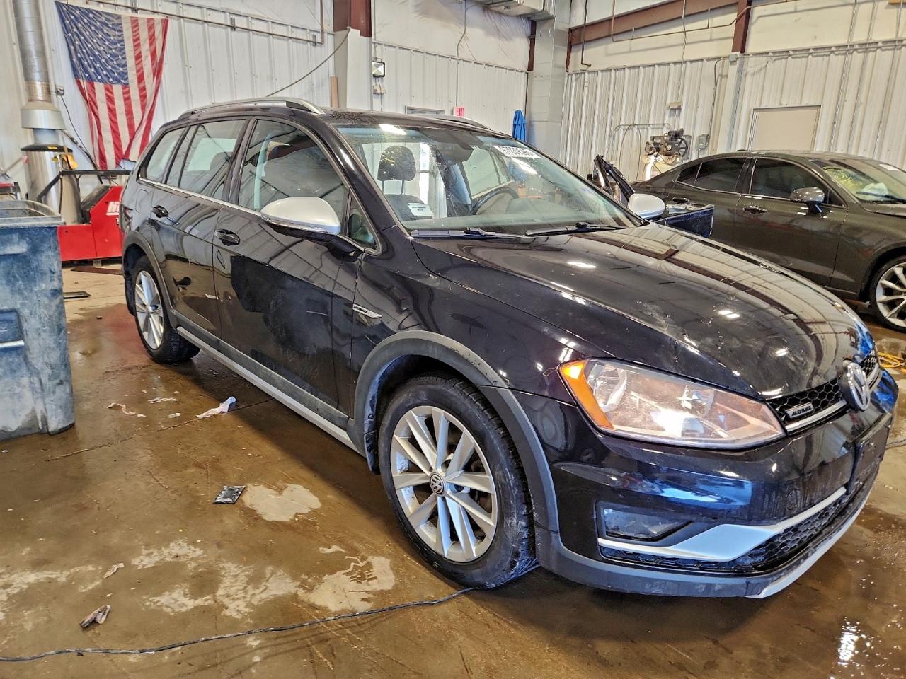 2017 VOLKSWAGEN GOLF ALLTRACK S photo 13