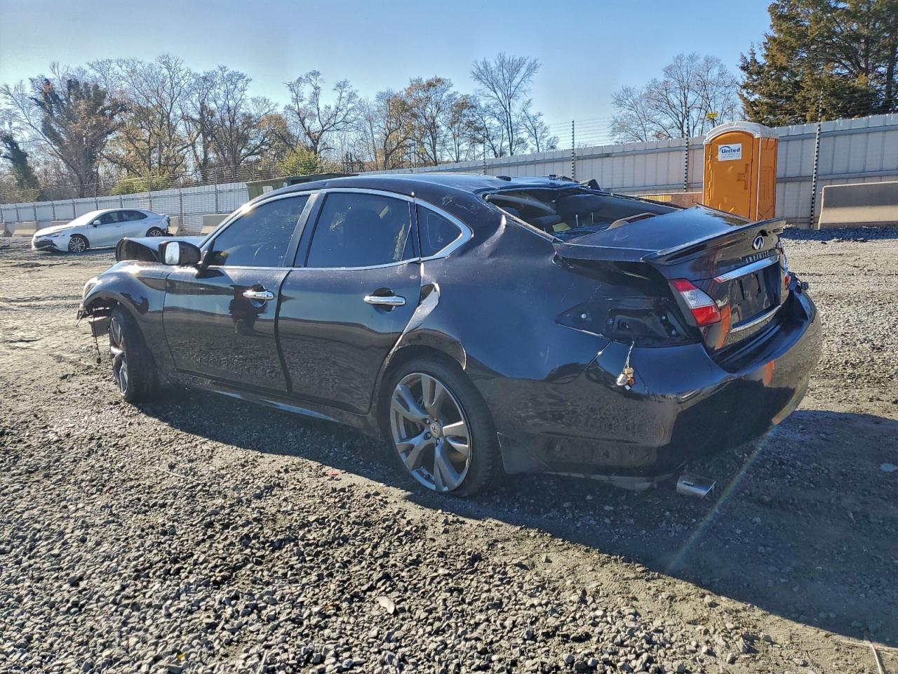 2012 INFINITI M37 BASE photo 3