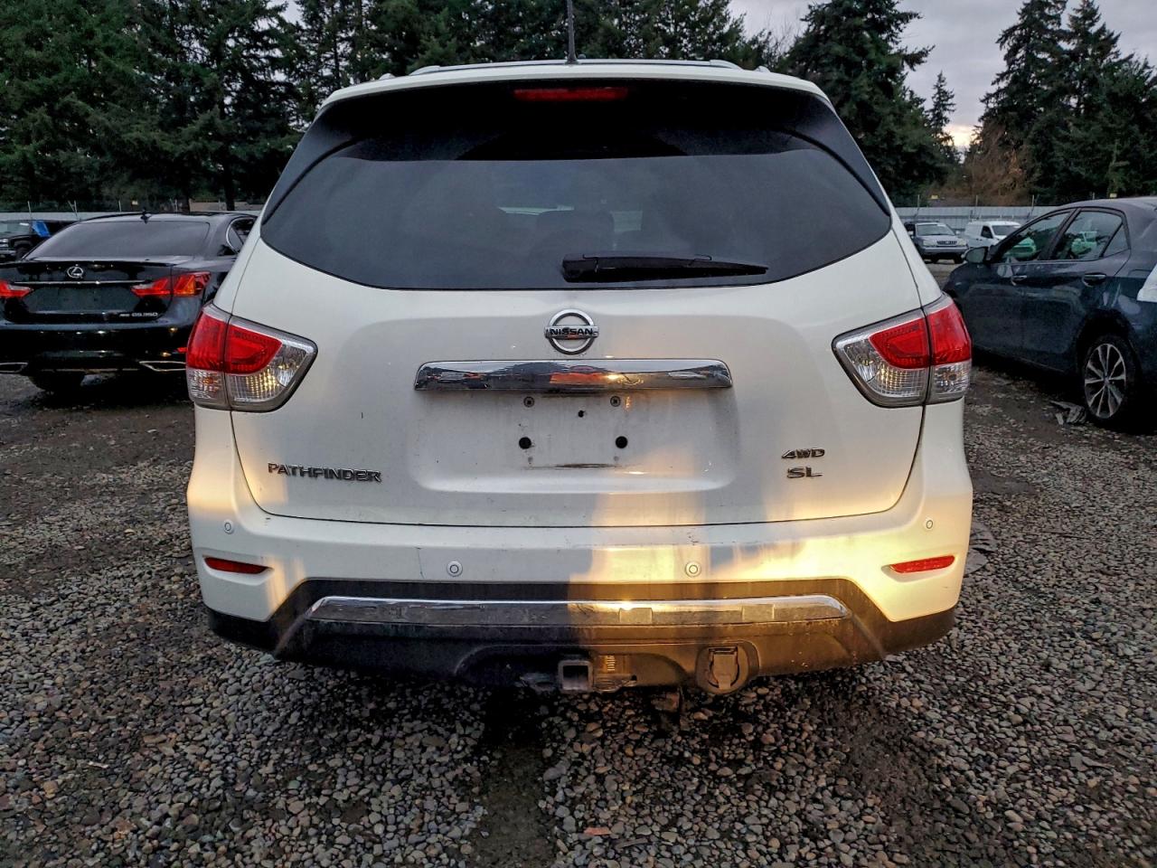 2013 NISSAN PATHFINDER S photo 16