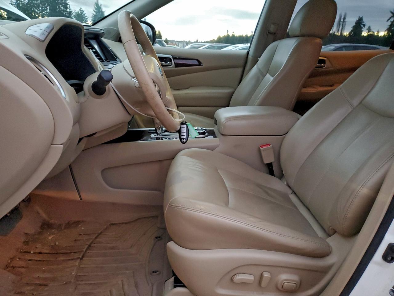 2013 NISSAN PATHFINDER S photo 19