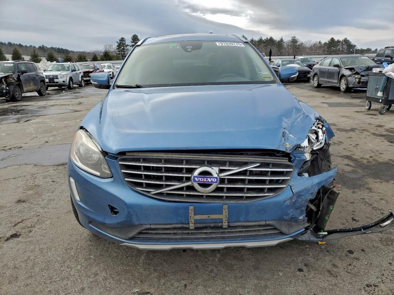 2017 VOLVO XC60 T6 INSCRIPTION photo 13