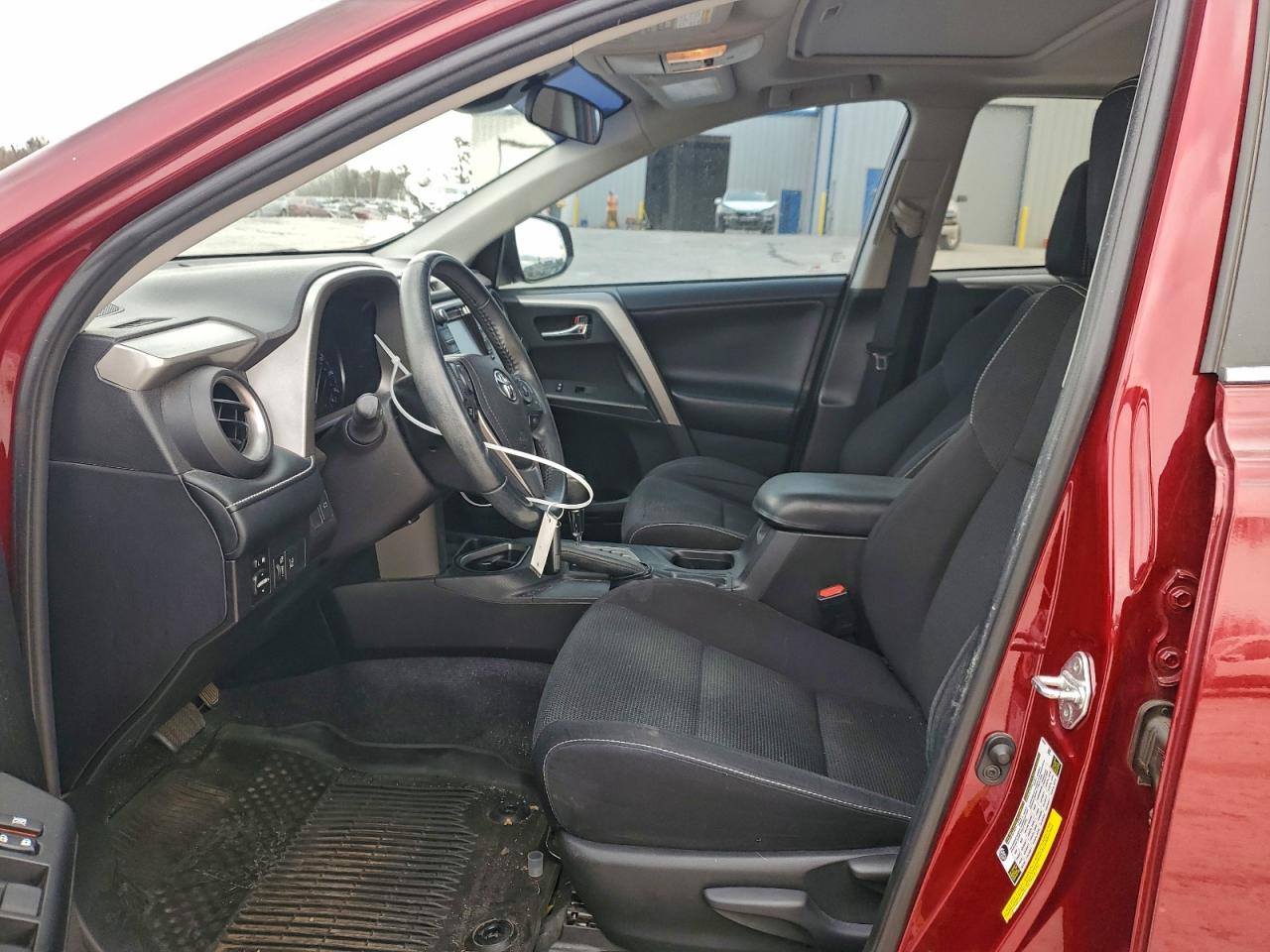 2018 TOYOTA RAV4 ADVENTURE photo 7