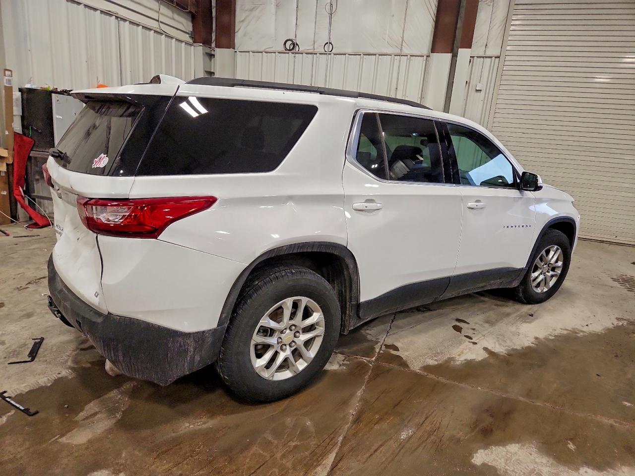 2020 CHEVROLET TRAVERSE LT photo 9