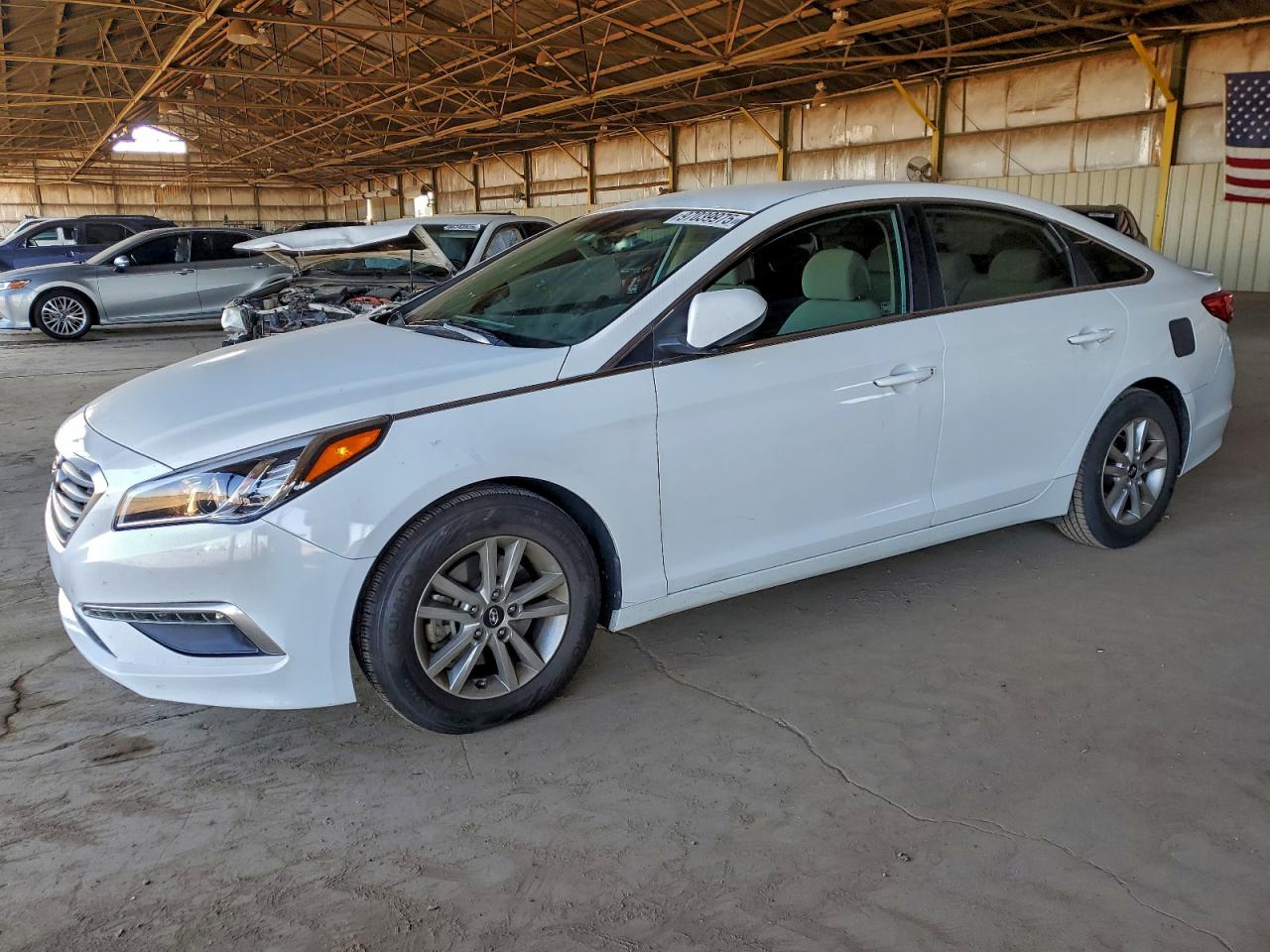 2015 HYUNDAI SONATA SE — NORMAL WEAR damage — photo 1